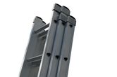 Dmax Ext Ladders 3 x Triple Closed Leaning