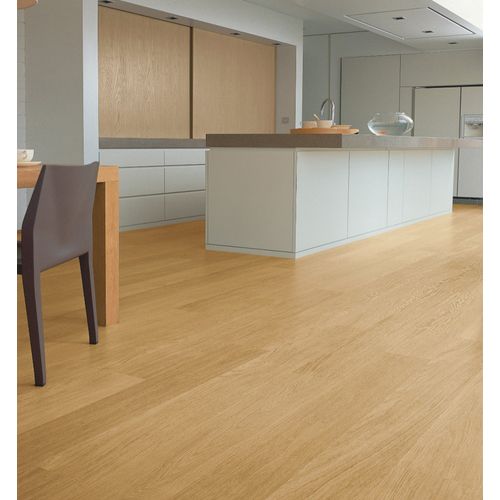 quick-step-eligna-laminate-flooring-natural-varnished-oak-lifestyle