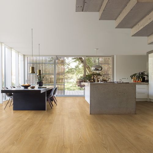 quick-step-majestic-laminate-flooring-woodland-oak-natural-lifestyle