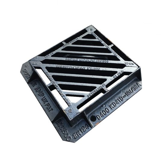 Cast Iron Double Triangular Gully Grating and Frame 440 x 400mm - D400