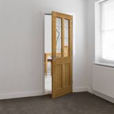jb-kind-internal-oak-churnet-glazed-door-lifestyle