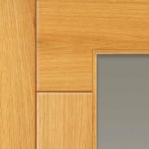 jb-kind-internal-oak-sirocco-glazed-door-close-up