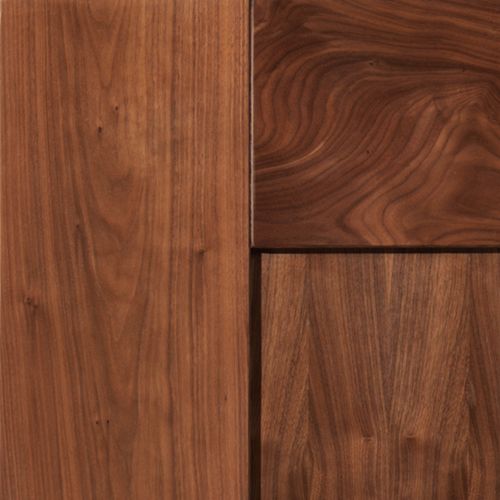 jb-kind-internal-walnut-axis-panelled-door-close-up